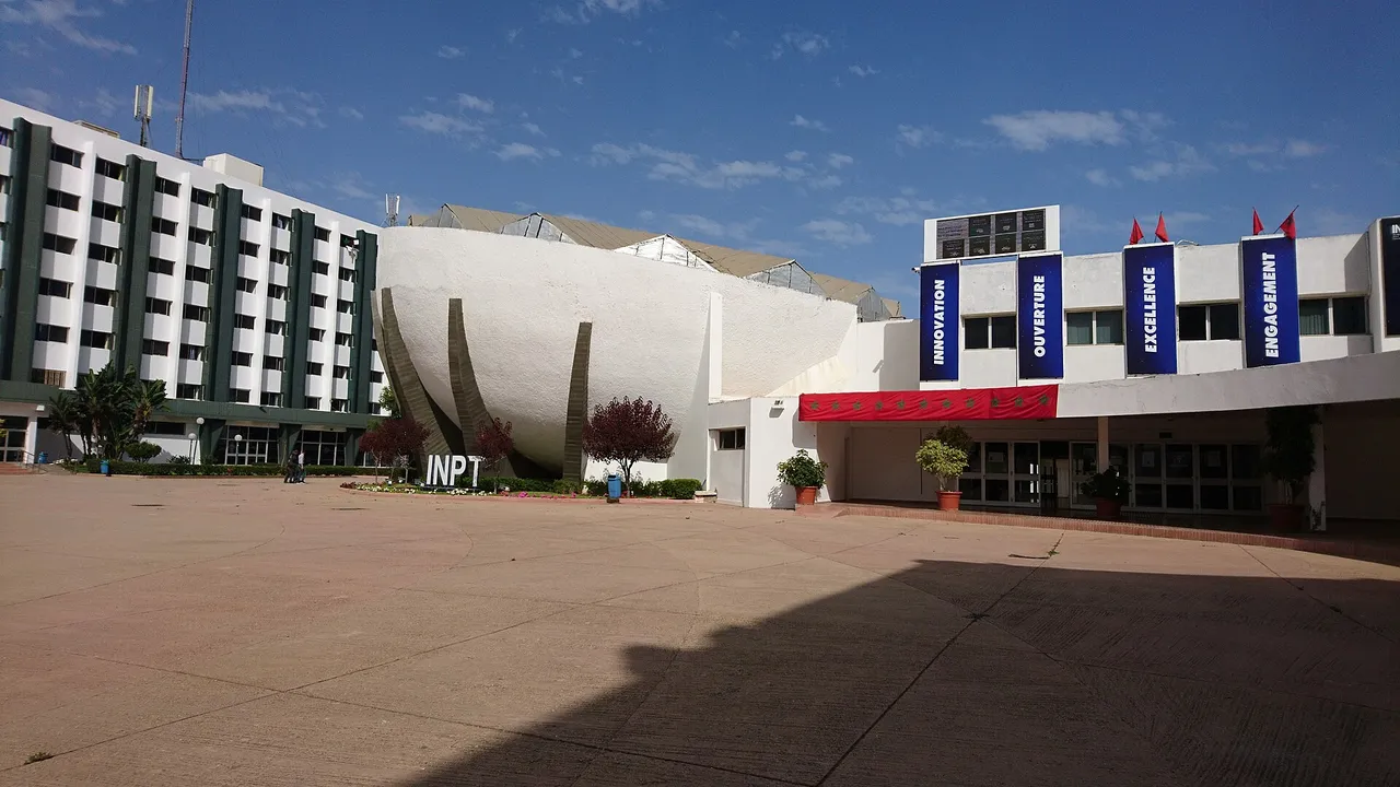 Campus de l'Institut national des postes et télécommunications (INPT) à Rabat, école d'ingénieurs recrutant via le CNC